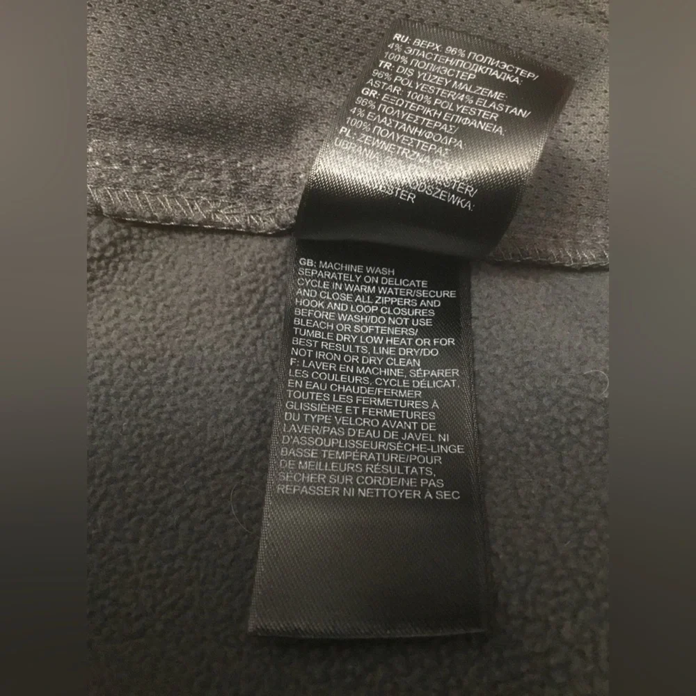 The North Face Men’s Two-Tone Gray and Dark Gray Softshell Jacket